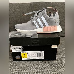 ADIDAS NMD R1 “VAPOUR GREY”